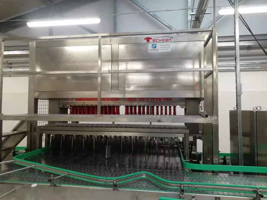 Edible oil can blowing and spinning machine