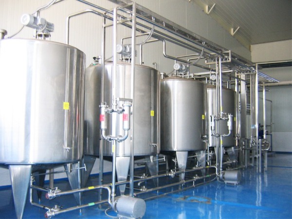 Beverage milk blending system