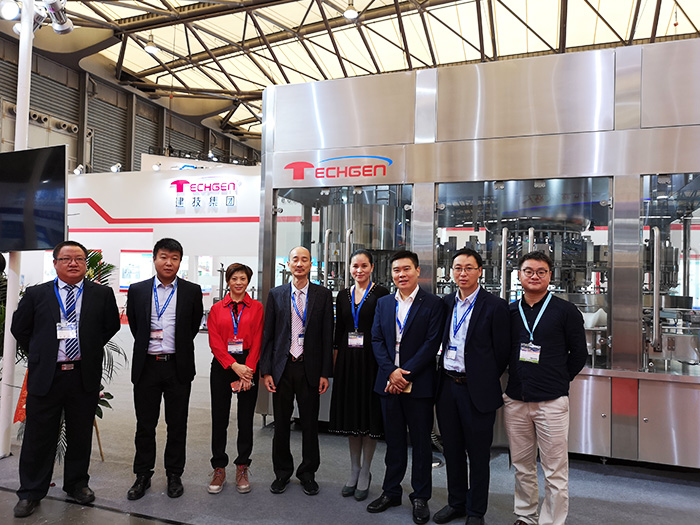 Jianbang machinery Exhibition group photo